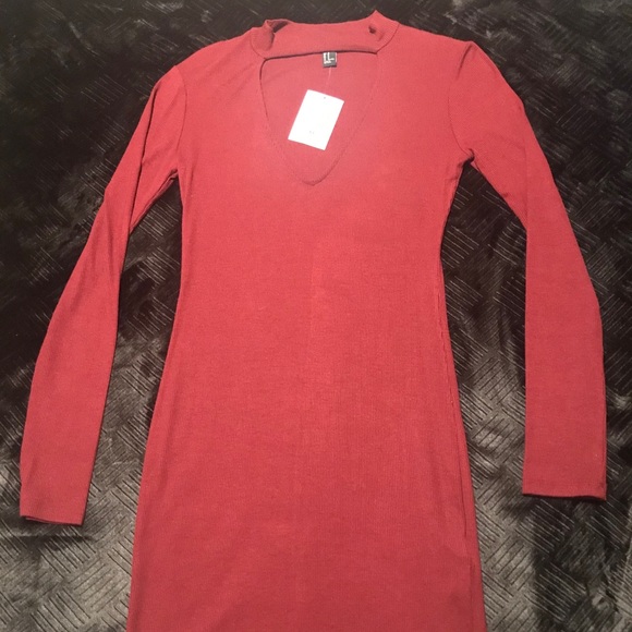 Forever 21 Dresses & Skirts - *SOLD* Burgundy long sleeve dress